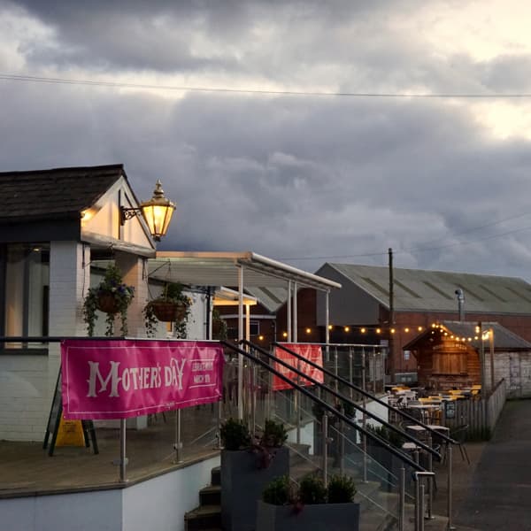 The Bridge Inn, Sale - speed dating venue - photo 5